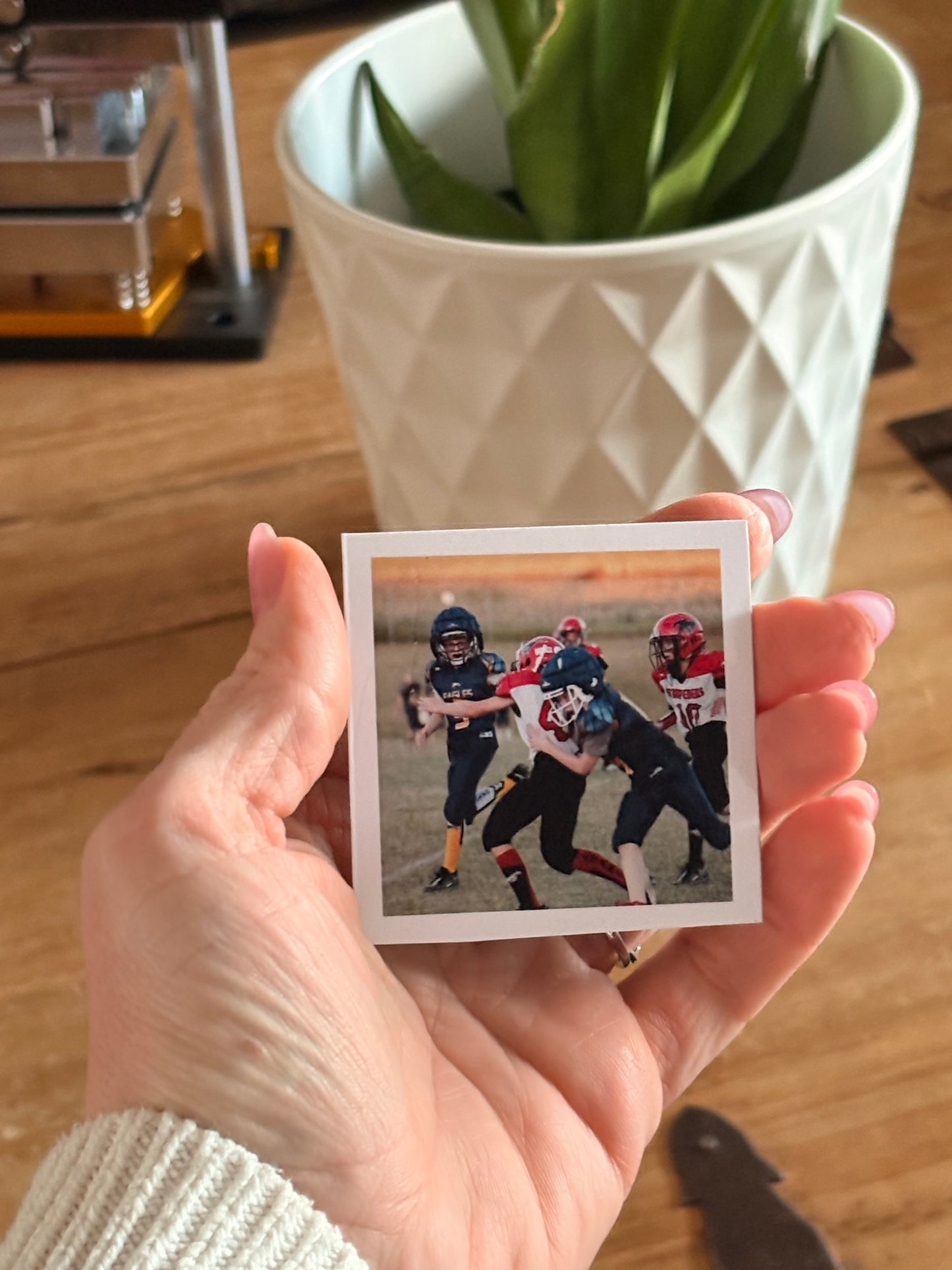 Square w/ White frame